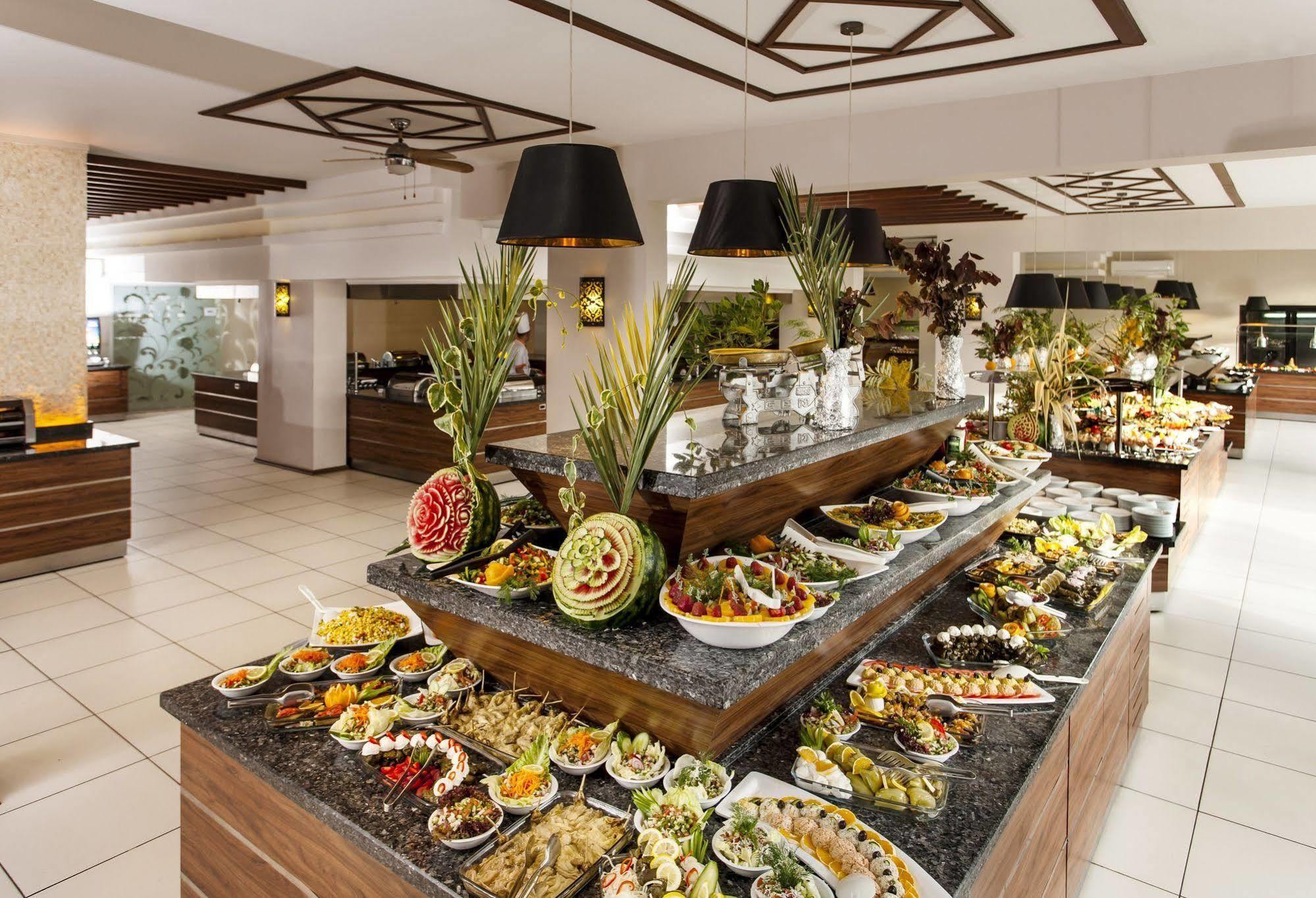 Tusan Beach Resort Кушадасы Экстерьер фото